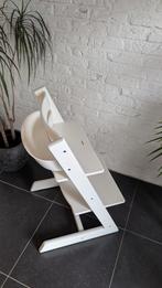 Tripp Trapp stoel wit + storage (nieuw model), Kinderen en Baby's, Kinderstoelen, Ophalen, Zo goed als nieuw, Meegroeistoel