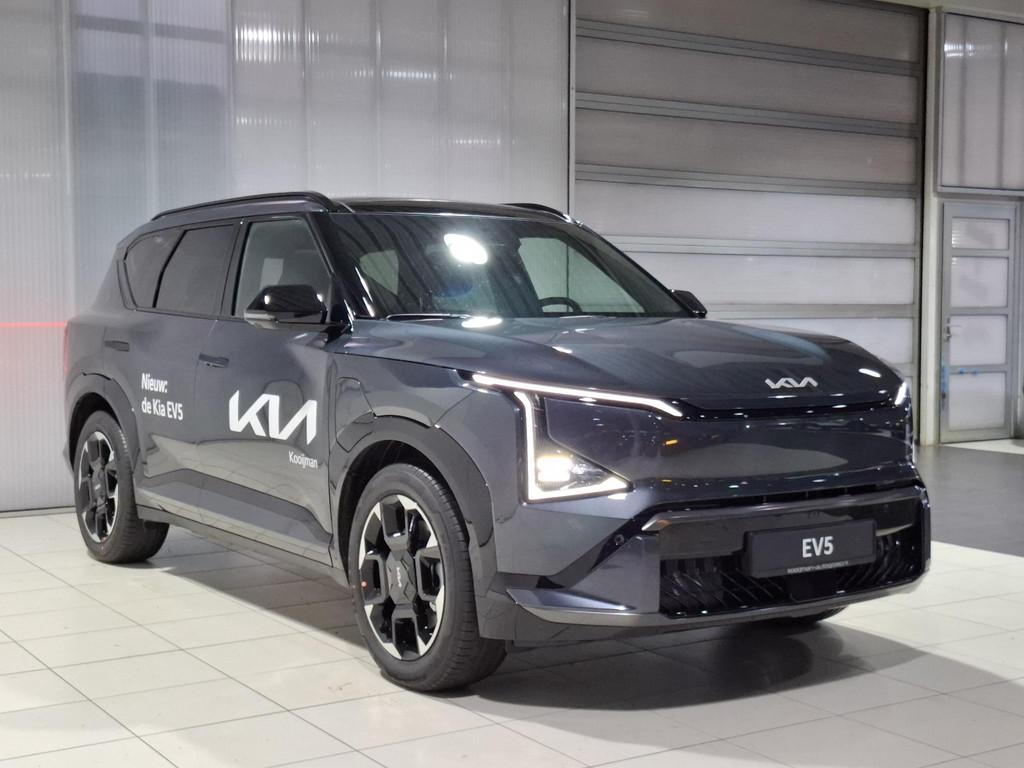 Kia EV5 GT-PlusLine 81.4 kWh Nu beschikbaar voor proefrit., Auto's, Kia, 81 kWh, Stof, 510 min, 1992 kg