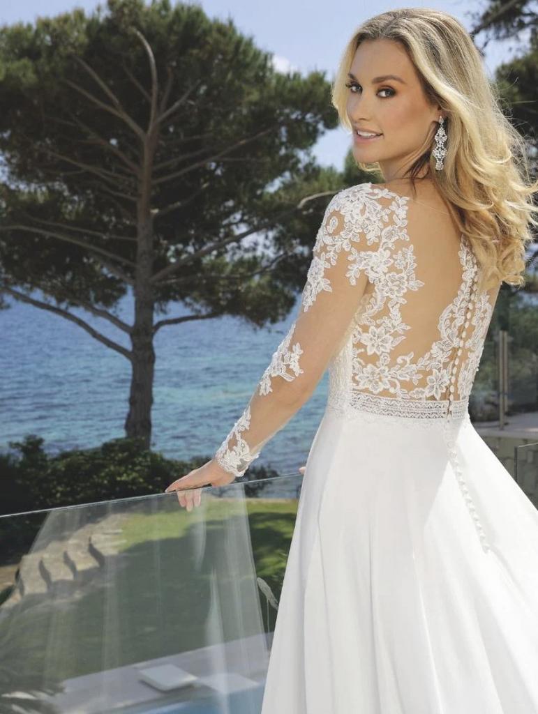 Trouwjurk maat 38 met lange mouwen (lengte tot 1.60 m), Kleding | Dames, Trouwkleding en Trouwaccessoires, Ophalen of Verzenden