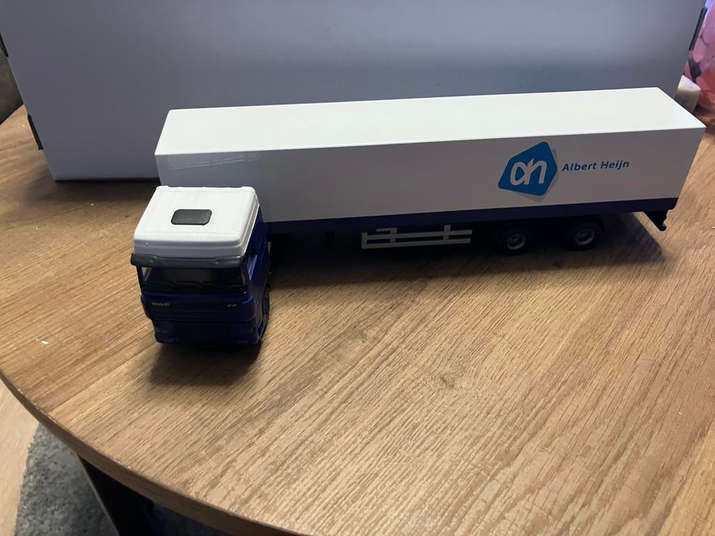 Daf xf albert heijn, Hobby en Vrije tijd, Ophalen of Verzenden, Zo goed als nieuw, Bus of Vrachtwagen, Lion Toys