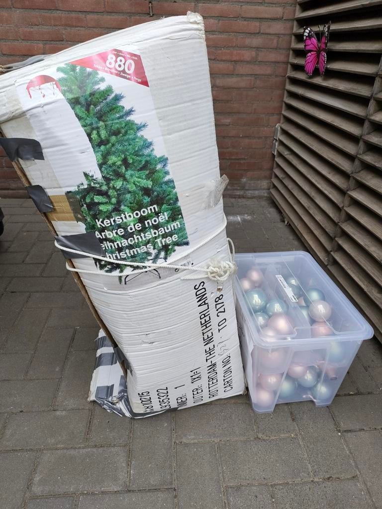 kunst kerstboom + glaze kerstballen, Diversen, Ophalen