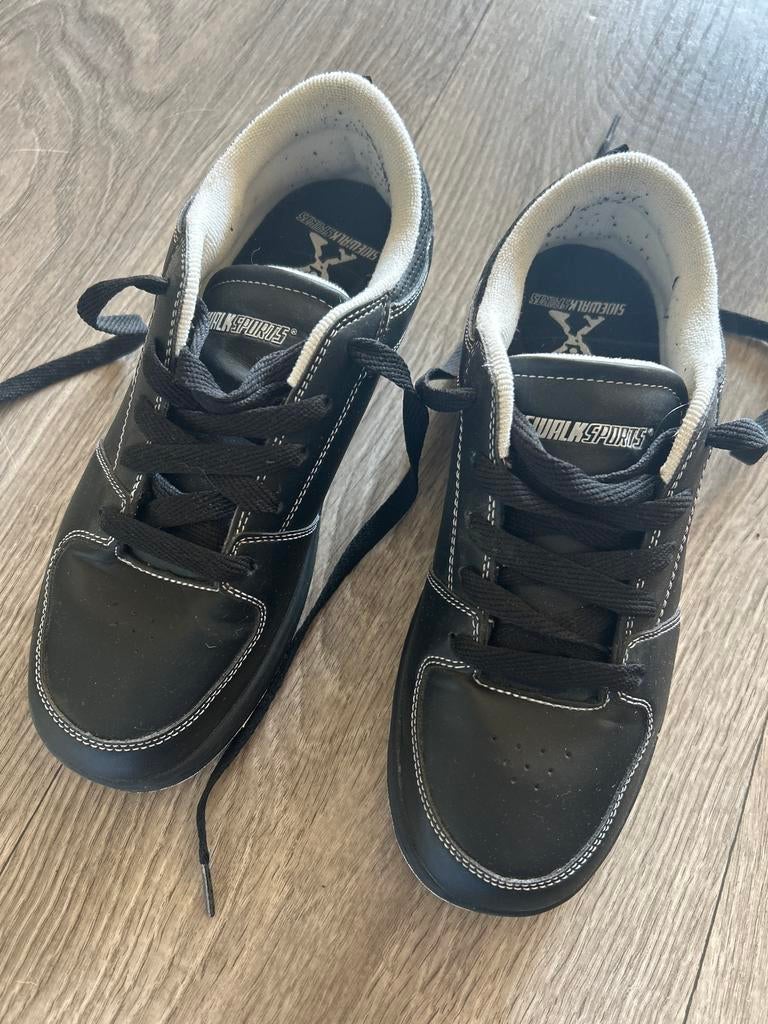 Heelys - Zwarte rolschoenen voor kinderen, Ophalen of Verzenden, Gebruikt, Jongen of Meisje, Overige typen