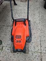 Black+Decker Elektrische Grasmaaier - 32cm, Ophalen, Cirkelmaaier, Gebruikt, Elektrische grasmaaier