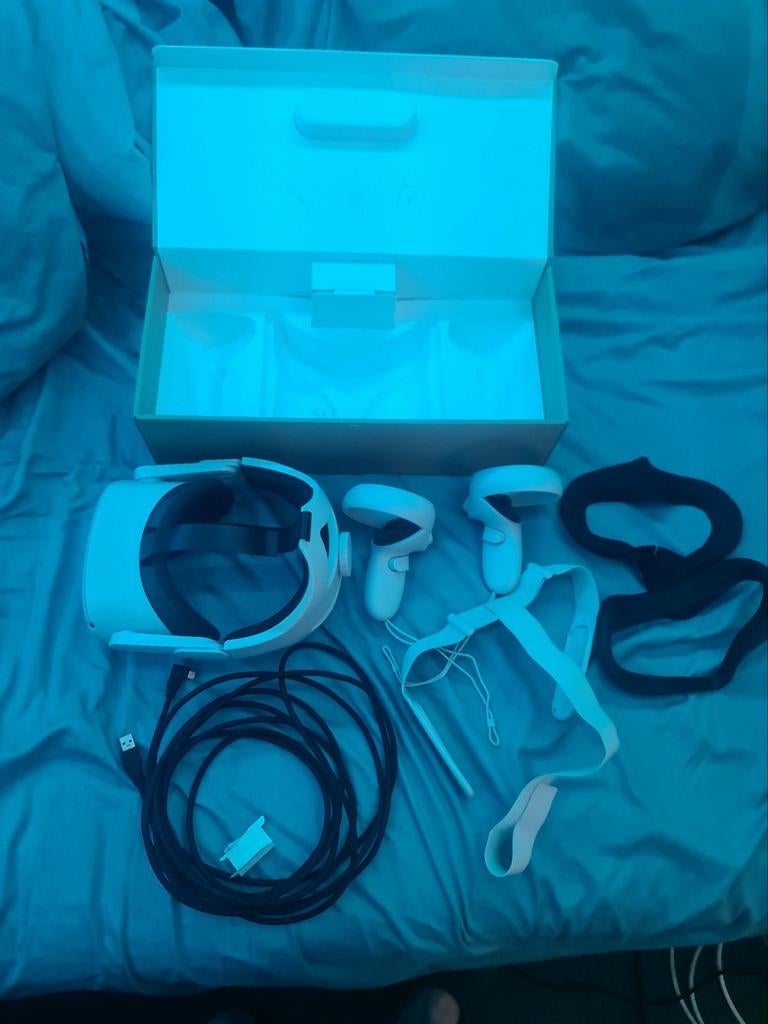 Oculus Quest 2 128 GB, Spelcomputers en Games, Virtual Reality, Ophalen of Verzenden, Zo goed als nieuw, VR-bril, Overige platformen