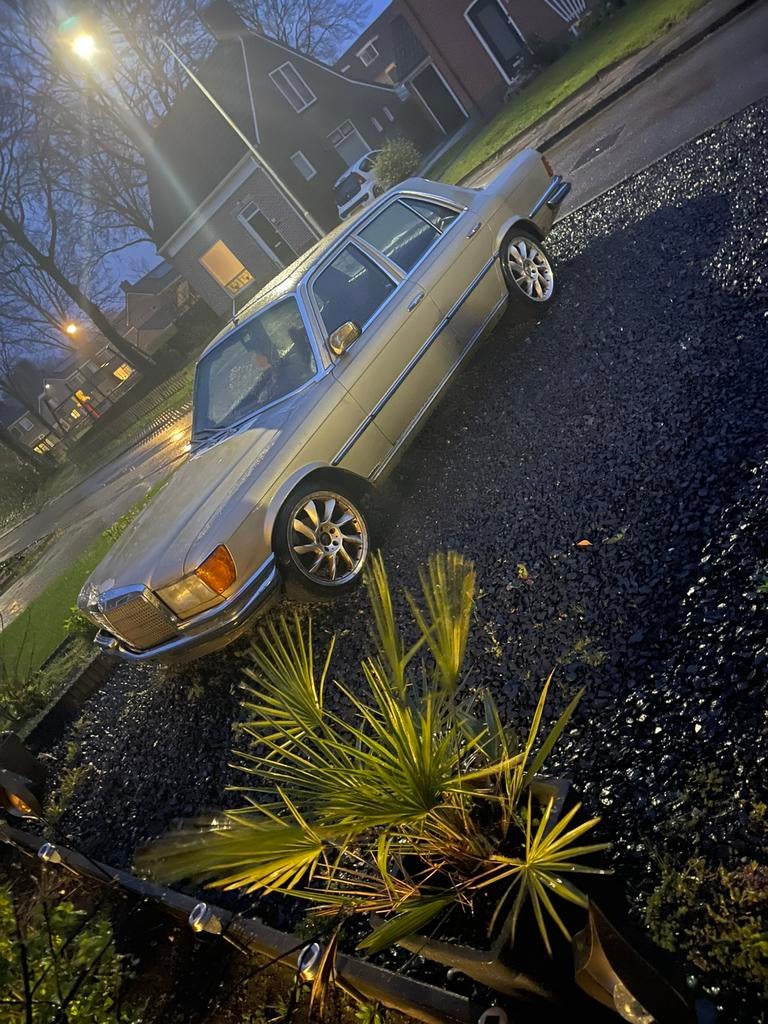 Mercedes-Benz S-Klasse 2.8 280 S 1974 Beige, Automaat, Achterwielaandrijving, 160 pk, Leder en Stof