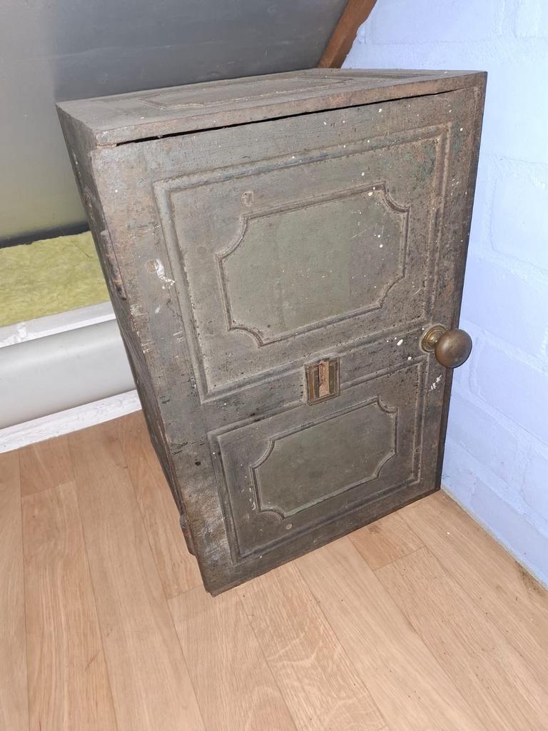 Gietijzeren kluis te koop., Antiek en Kunst, Ophalen