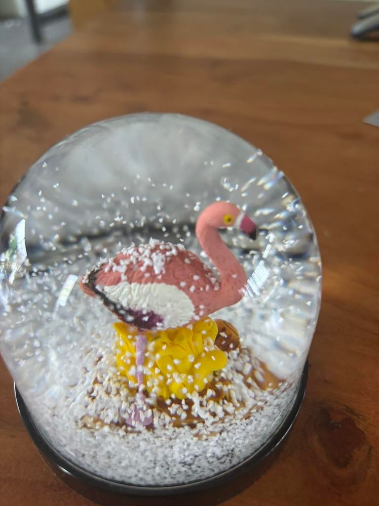 Sneeuwbal flamingo, Verzamelen, Ophalen of Verzenden, Nieuw, Dier