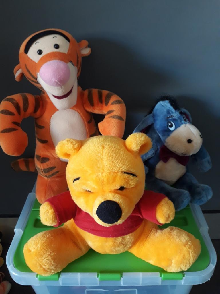 Keuze uit 15 knuffels poeh, tijgetje, ijoor en knorretje, Verzamelen, Ophalen of Verzenden, Winnie de Poeh of vrienden, Zo goed als nieuw