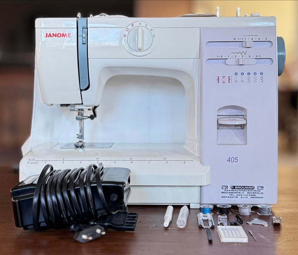 Janome 405 naaimachine met accessoires, Ophalen of Verzenden, Gebruikt, Naaimachine, Janome