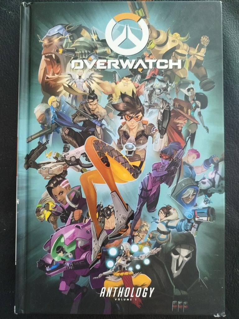 OVERWATCH ANTHOLOGY VOL 1 DARK HORSE COMICS, Eén comic, Amerika, Ophalen of Verzenden, Zo goed als nieuw