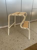 Stevig en stijlvol IKEA GRUBBAN opstapkrukje – als nieuw, Huis en Inrichting, Krukjes, Ophalen, Zo goed als nieuw, Hout