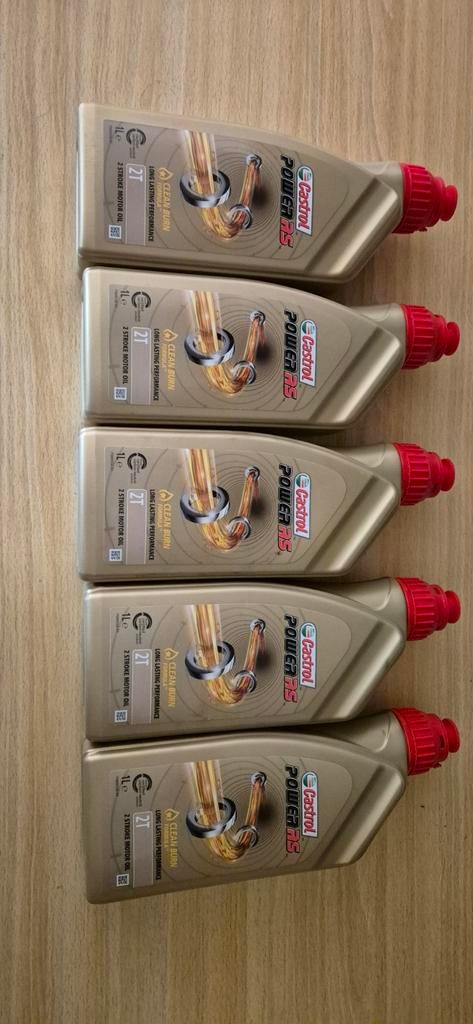 Castrol power rs 2 takt olie
5x 1 liter, Ophalen of Verzenden, Piaggio