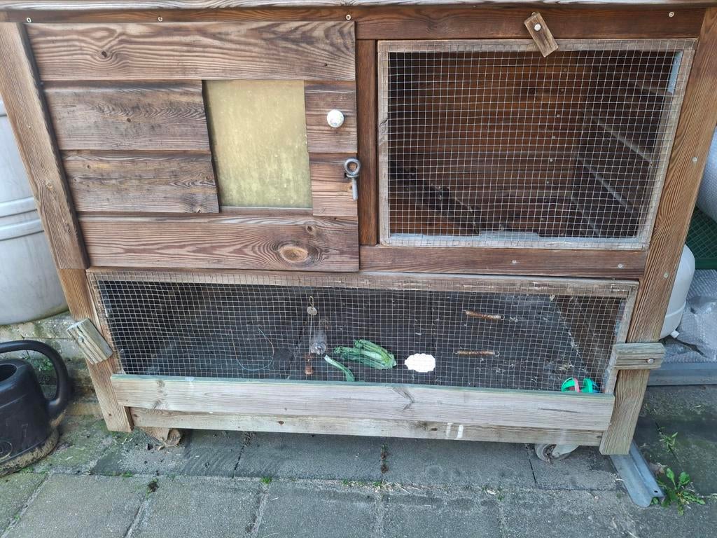 Konijnenhok gratis op te halen., Dieren en Toebehoren, Knaagdieren en Konijnen | Hokken en Kooien, Ophalen, 90 cm of meer, Hok