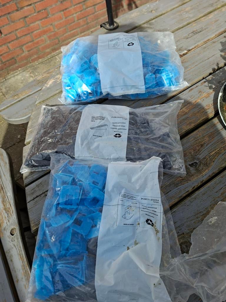 Zelfnivellerende voegkruisjes, Ophalen, 60 cm of meer, Keramiek, Nieuw