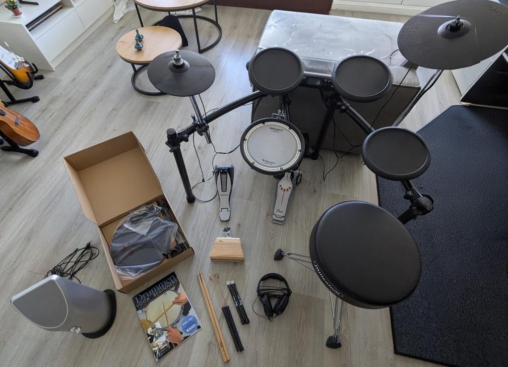 Roland V-Drum TD-4 Elektronisch Drumstel incl. Monitor, Ophalen, Zo goed als nieuw, Roland, Elektronisch