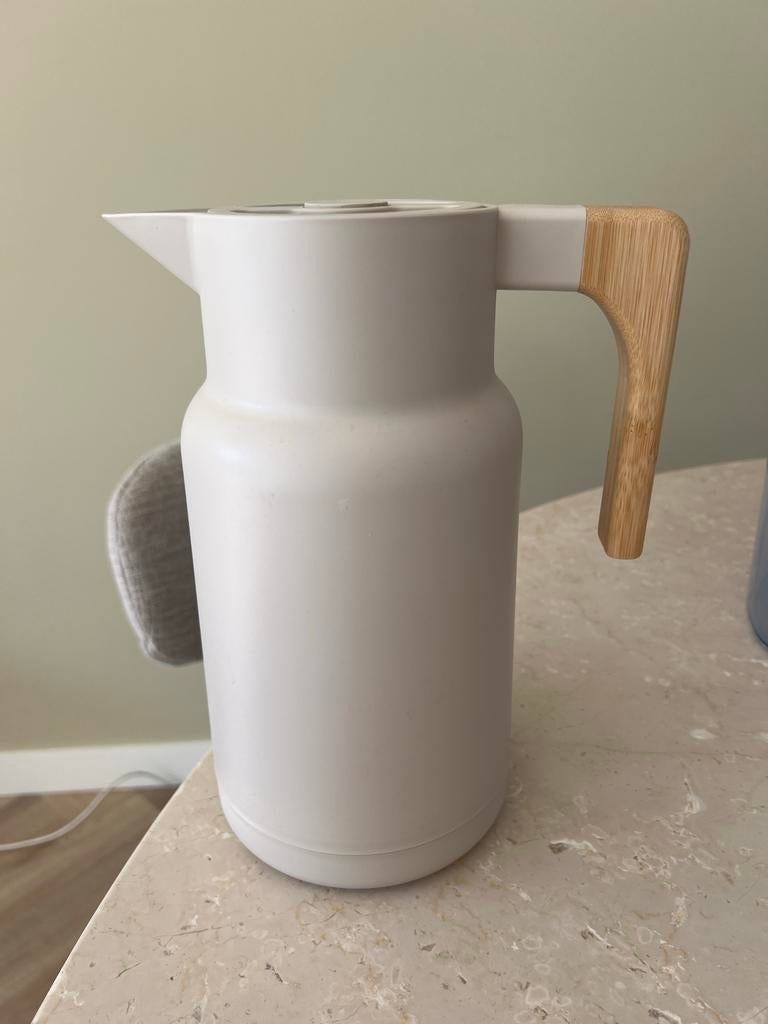 Stijlvolle thermoskan, Theepot/fluitketel, Kunststof, Ophalen of Verzenden, Zo goed als nieuw