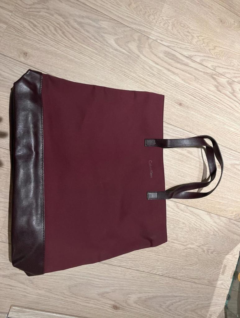 Calvin Klein shopper bordeaux rood, Ophalen of Verzenden, Zo goed als nieuw, Rood, Shopper