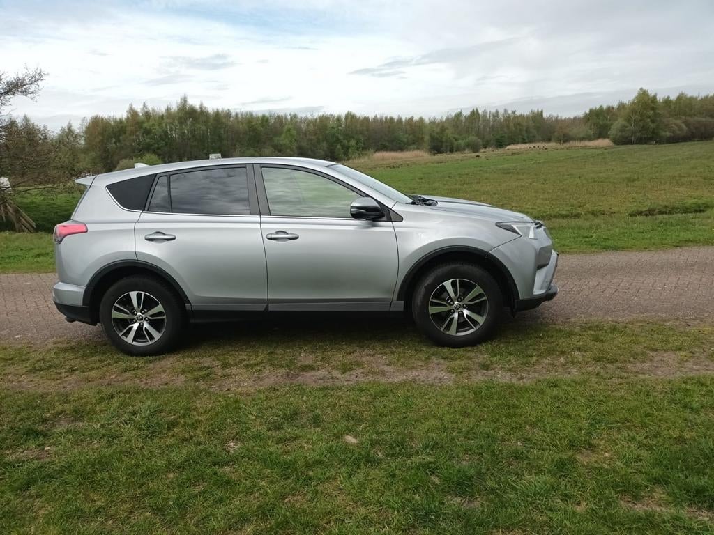 Toyota Rav4 2.0 112KW 2019 grijs kenteken, Auto's, Toyota, 15 km/l, 4 cilinders, Origineel Nederlands, 152 pk