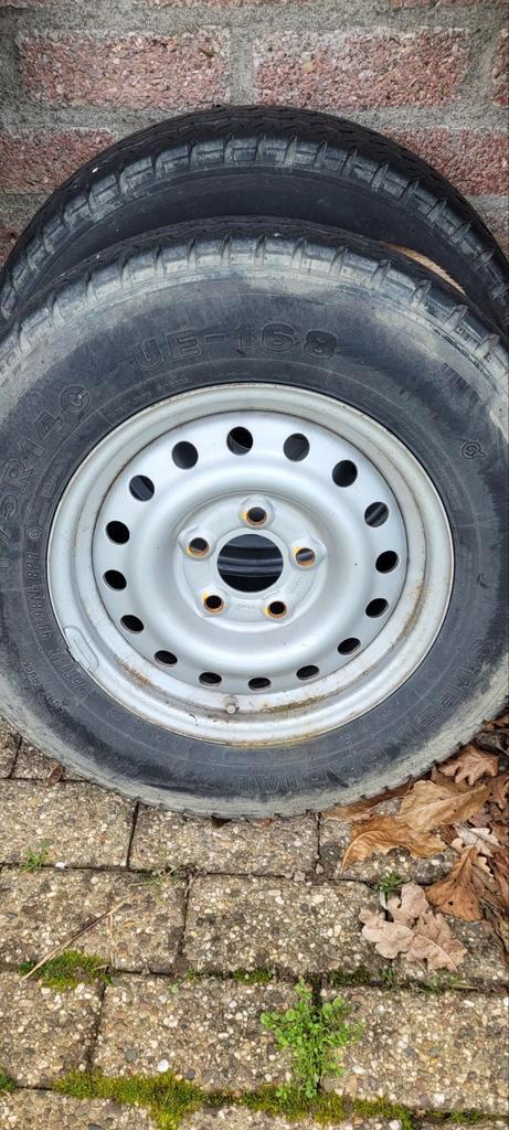 2 Caravan Velgen + Banden 175R14C - Weinig kilometers, Auto-onderdelen, Banden en Velgen, Banden en Velgen, Zomerbanden, 14 inch