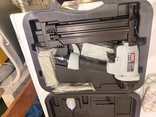 Pneumatische tacker, Ophalen, Nieuw