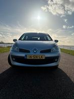 Renault Clio 1.6 16V  | CarPlay | Dealer onderhouden |, Auto's, Voorwielaandrijving, Zwart, 4 cilinders, Origineel Nederlands