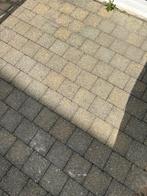 Gratis tuinbesrating, Ophalen, Zo goed als nieuw, Beton, Terrastegels