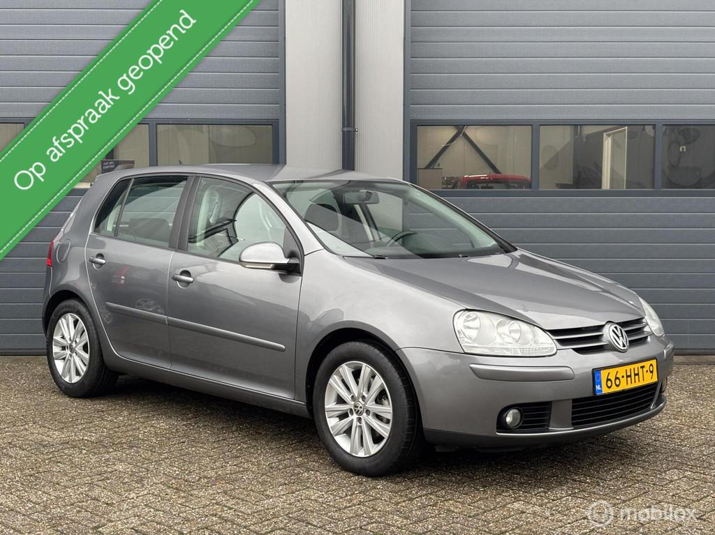 Volkswagen Golf 1.4 TSI Trendline Uitvoering _ NL Auto, Auto's, Voorwielaandrijving, 4 cilinders, 122 pk, Origineel Nederlands