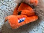 PTT Post Leeuw Oranje Knuffelmuts met Wilhelmus van Nassouwe, Ophalen of Verzenden, Gebruikt, Overige typen