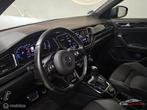 Volkswagen T-Roc 2.0 TSI 4Motion R Panorama/Akrapovic/Carpla, Automaat, Zwart, 4 cilinders, 1984 cc