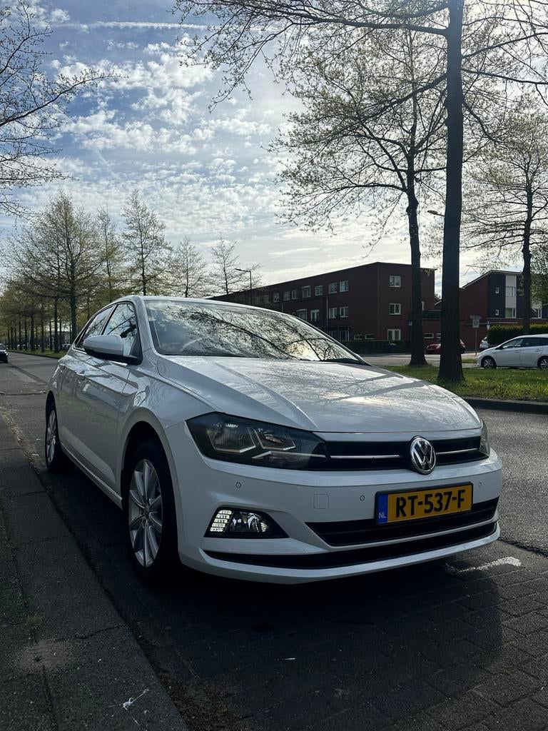 Volkswagen Polo 1.0 TSI|7-DSG|camera|virtual|adaptive cruise, Auto's, Volkswagen, Stof, Zwart, 95 pk, Origineel Nederlands