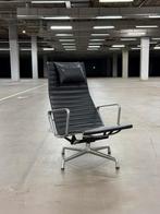 Vitra Eames EA124 | Zwart Leer | NIEUWSTAAT, Huis en Inrichting, Fauteuils, Fauteuil Loungestoel Designstoel Bureaustoel stoel