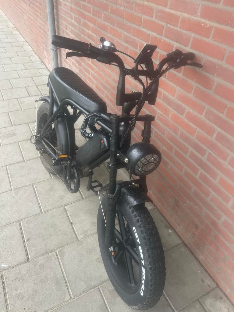Fat bike V8, Gebruikt, Minder dan 47 cm, 30 tot 50 km per accu, Ophalen