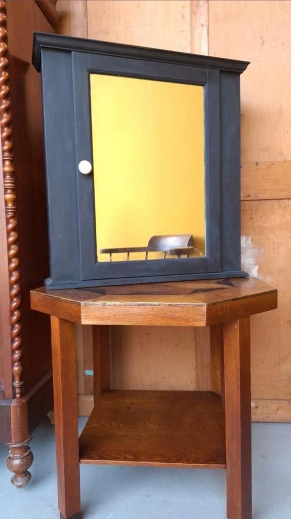 Zwart vintage spiegelkast, spiegel kast met 2 schappen, Ophalen, Minder dan 50 cm, Gebruikt, Vintage