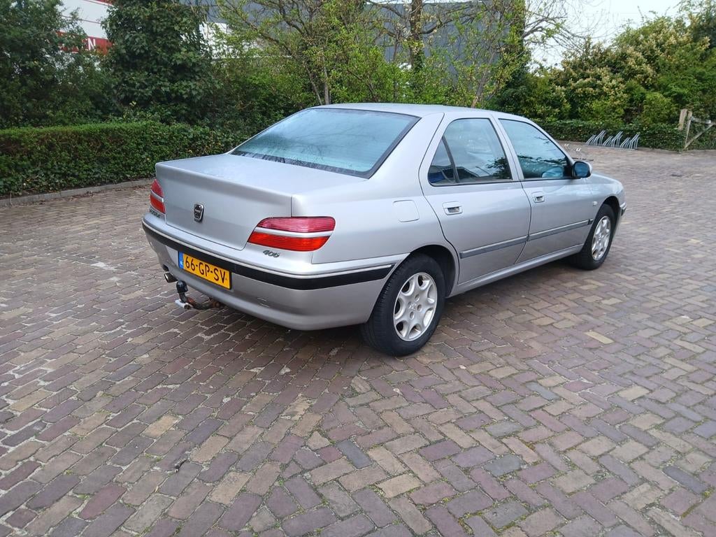 Peugeot 406 2.2 16V ST 2001 Grijs, Voorwielaandrijving, 1345 kg, 2230 cc, 4 cilinders