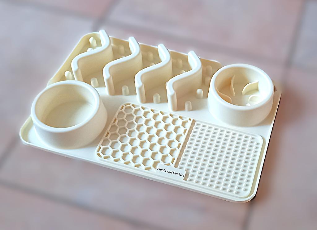 Slowfeeder EAT, SNACK & LICKMAT – Floofs & Cookies - creme, Ophalen of Verzenden, Ergonomisch