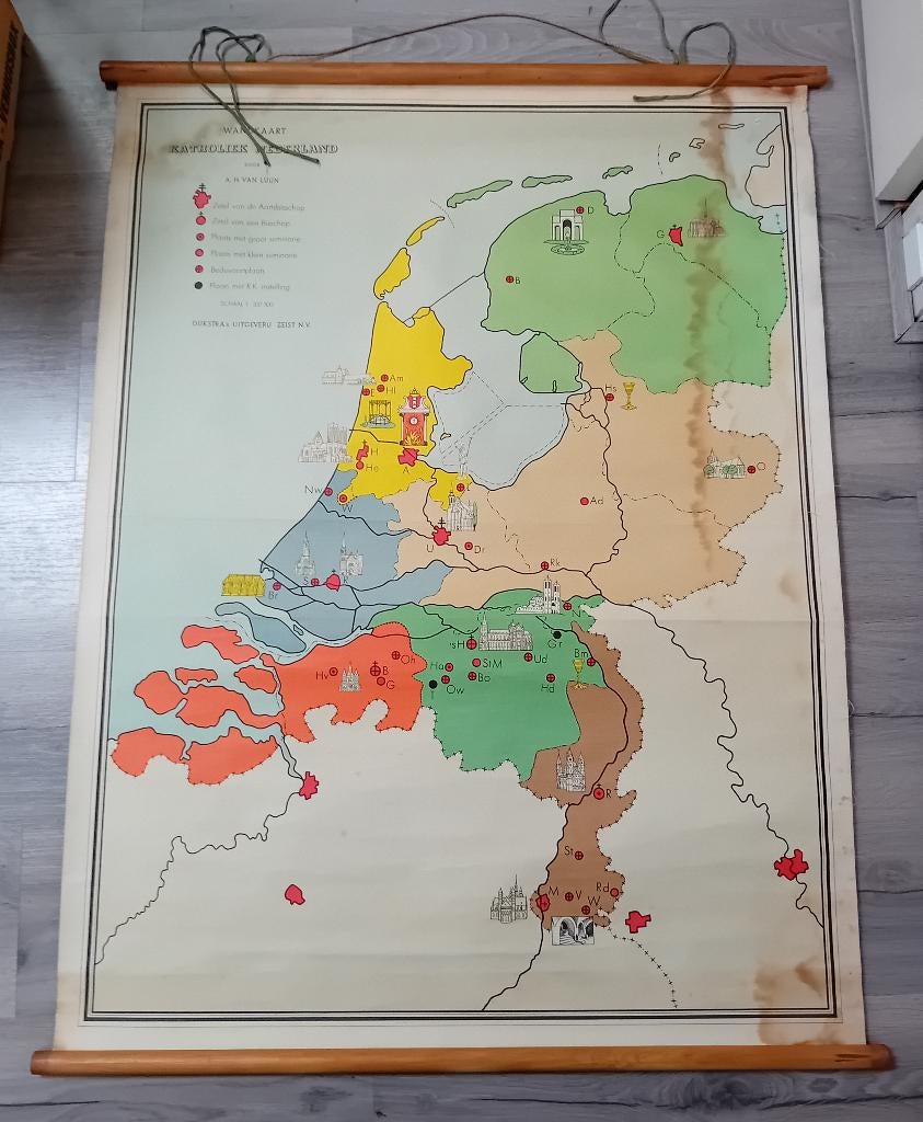 schoolkaart/wandkaart katholiek nederland, Antiek en Kunst, Antiek | Schoolplaten, Ophalen of Verzenden, Overige thema's