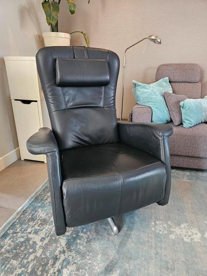 Luxe Leren stoel Relaxfauteuil met Chrome Voet en Hoofdsteun, Huis en Inrichting, Fauteuils, Gebruikt, Leer, Metaal, 75 tot 100 cm
