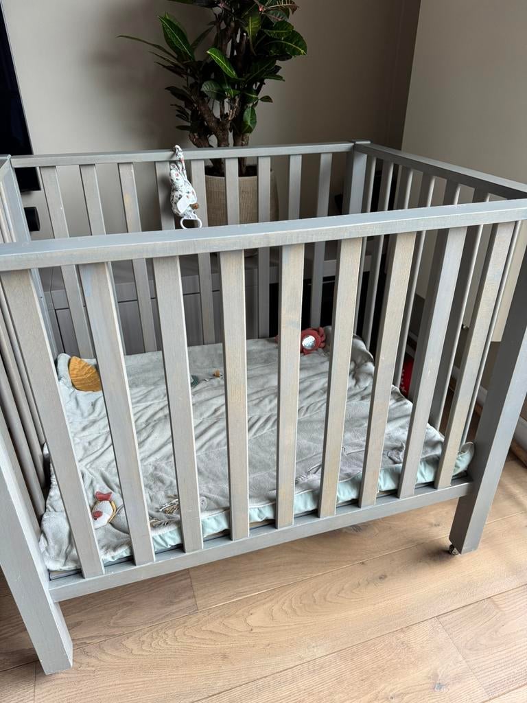 Grijze grey wash houten box, Kinderen en Baby's, Boxen, Ophalen, Zo goed als nieuw