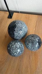 3 ballen met glazen stukjes zwart/spiegel, Ophalen of Verzenden, Zo goed als nieuw
