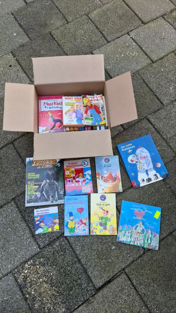 Gratis partij boeken, Ophalen, Gelezen