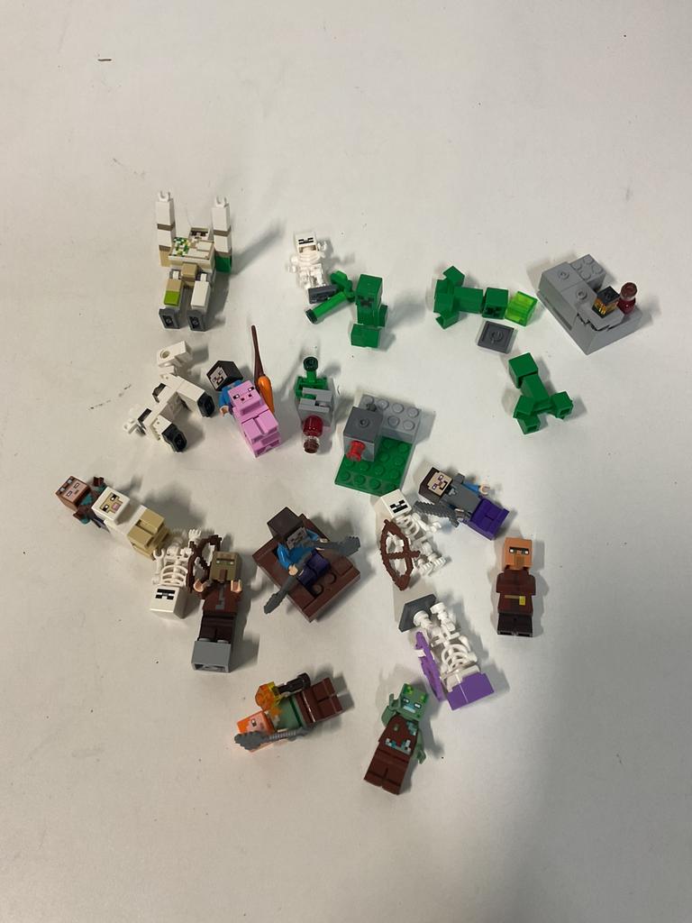 Lego Minecraft poppetjes minifigs minifiguren originele lego, Ophalen, Zo goed als nieuw