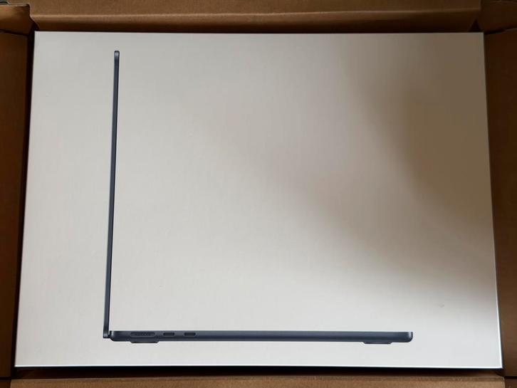 MacBook Air M5 16GB/1TB 13 inch (10 CPU & 10 GPU) 2026, Computers en Software, Apple Macbooks, Zo goed als nieuw, MacBook Air