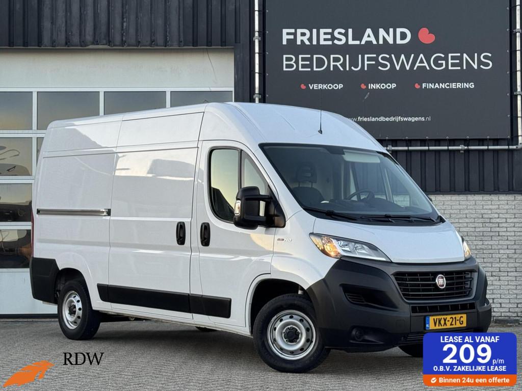 Fiat Ducato 30 2.3 140pk MultiJet L2H2 3-pers Camera/Cruise/, Auto's, Bestelauto's, Voorwielaandrijving, Stof, Gebruikt, 2500 kg