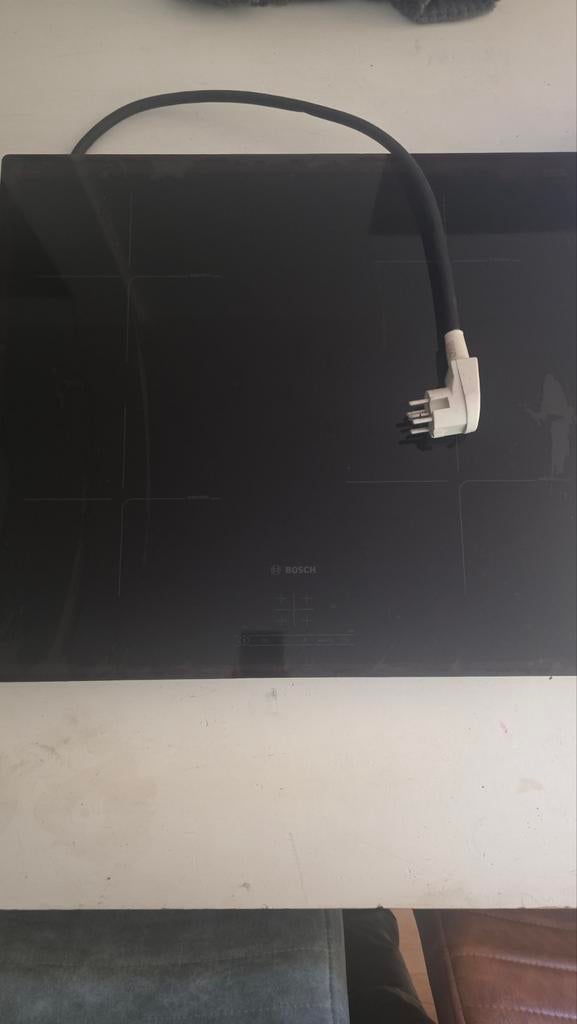 Bosch Inductie kookplaat met perilex aansluiting, Witgoed en Apparatuur, Kookplaten, Ophalen, 4 kookzones, Zo goed als nieuw, Inbouw