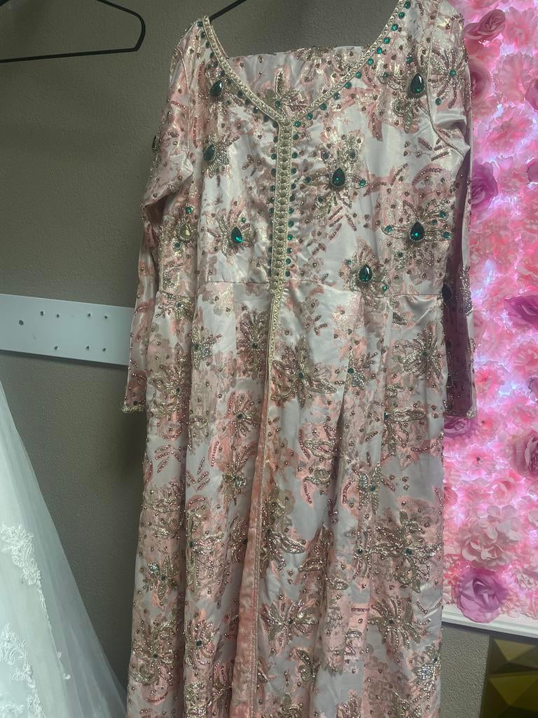 Roze Ziana jurk met gouden borduursels, Maat 38/40 (M), Ophalen of Verzenden, Roze, Gedragen