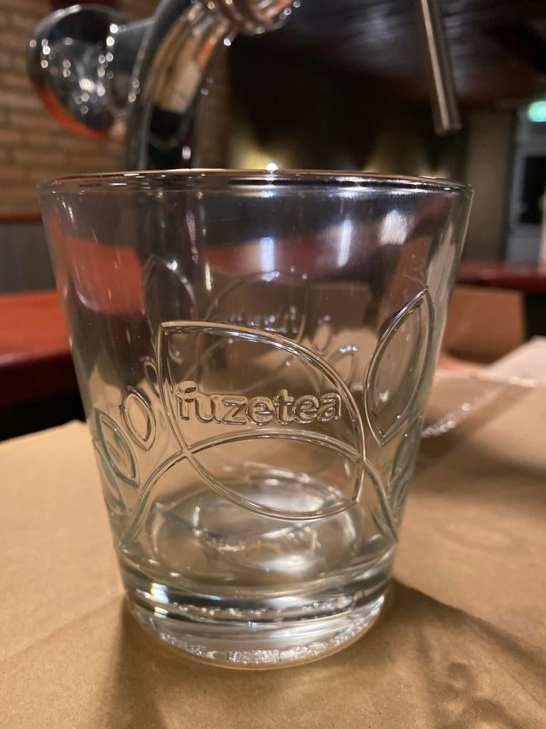 17 Fuze Tea Glazen, Ophalen of Verzenden, Gebruikt, Overige typen