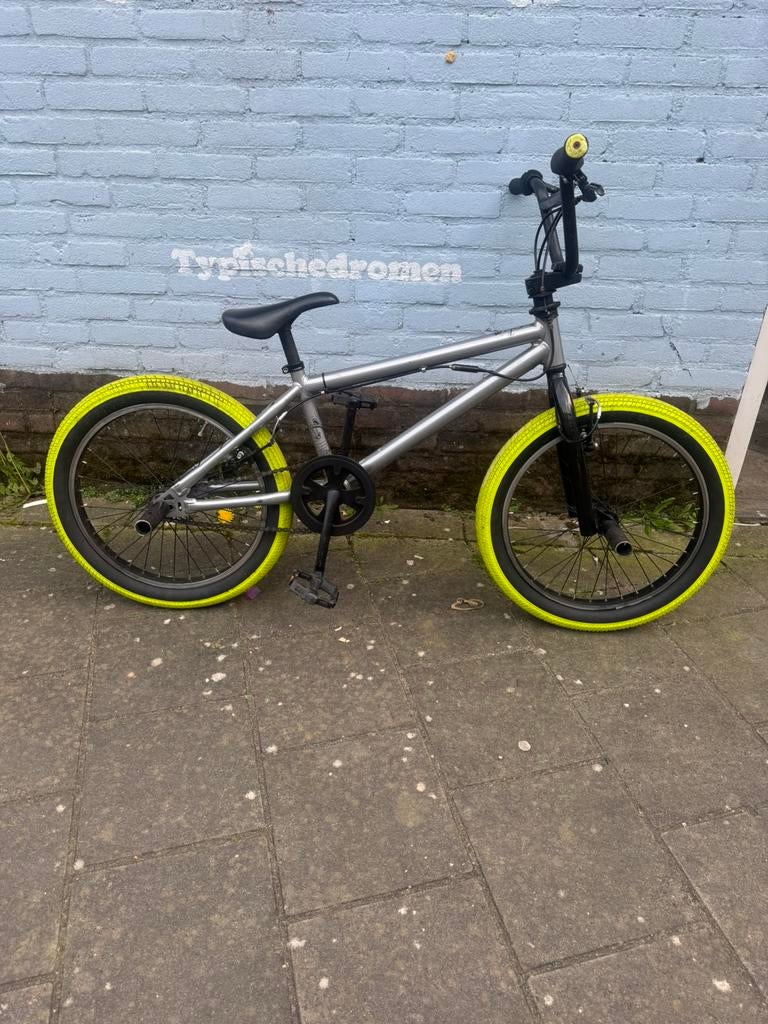 Decathlon Wipe BMX Fiets - Silver/Neon Geel, Ophalen, Zo goed als nieuw, Staal, V-brakes