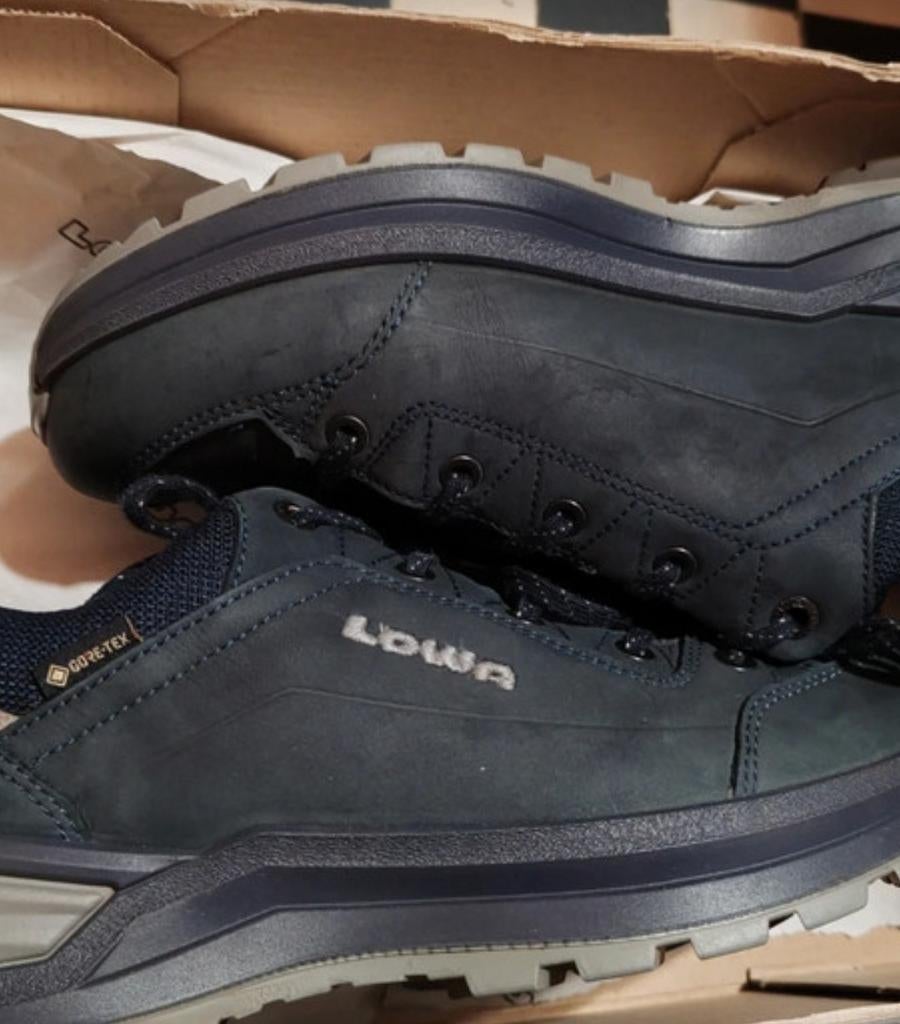 Lowa Renegade evo GTX lo maat 41, Ophalen of Verzenden, Zo goed als nieuw, Zwart, Wandelschoenen of Bergschoenen