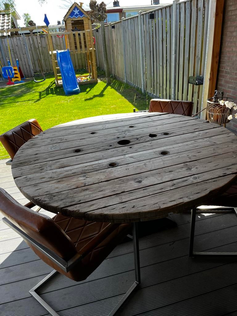 Robuuste ronde tuintafel van oude bielzen, 160 cm, Tuin en Terras, Ophalen, Gebruikt, Rond, Hout