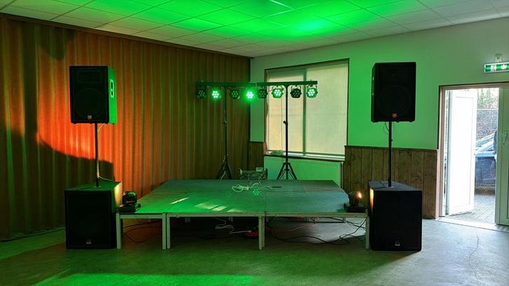 Complete Drive-in Geluidsset: 15" Tops & 18" Baskasten, Audio, Tv en Foto, Professionele Audio-, Tv- en Video-apparatuur, Gebruikt